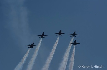 Blue Angels Jet formation in Chicago Air & Water Show